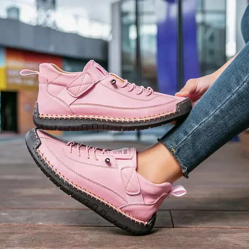 Clover™ | Lightweight Orthopaedic Sneakers — Final Edit