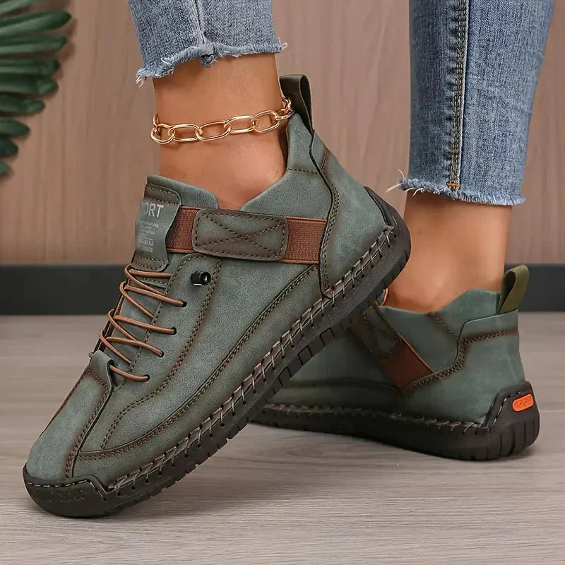 Clover™ | Lightweight Orthopaedic Sneakers — Final Edit